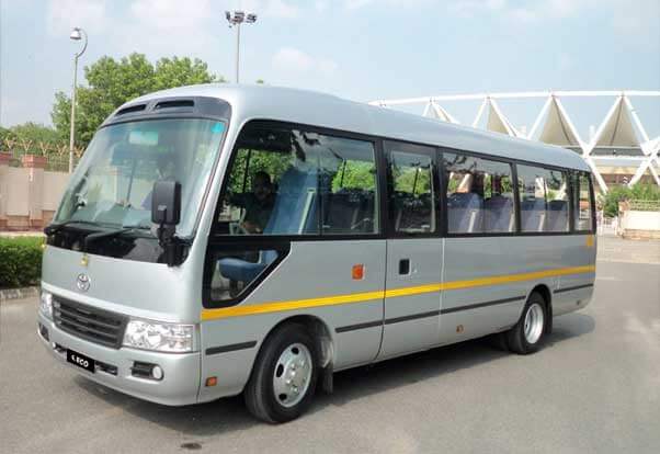 18 seater Minibus Delhi